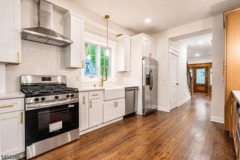217 E Clay Avenue Roselle Park NJ 07204