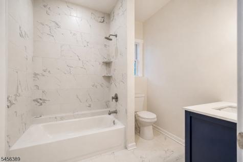 217 E Clay Avenue Roselle Park NJ 07204