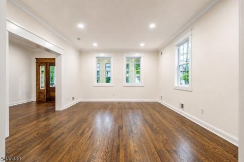 217 E Clay Avenue Roselle Park NJ 07204