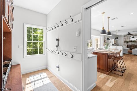 6 White Tail Court Hardyston NJ 07460