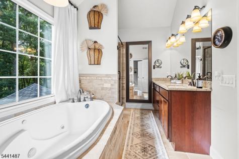 6 White Tail Court Hardyston NJ 07460