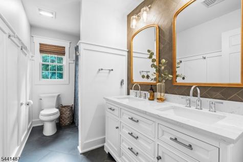 6 White Tail Court Hardyston NJ 07460