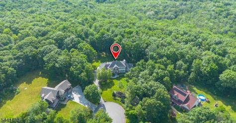 6 White Tail Court Hardyston NJ 07460