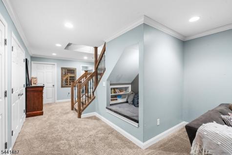 6 White Tail Court Hardyston NJ 07460