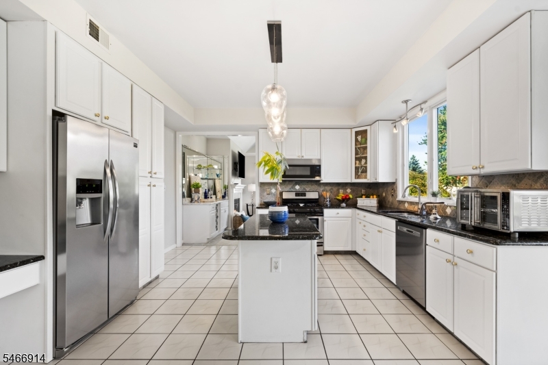22 Wesley Road Hillsborough NJ 08844