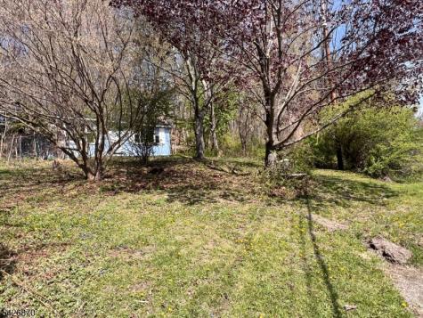 900 Primrose Path Stillwater NJ 07860