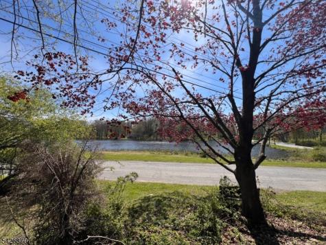 900 Primrose Path Stillwater NJ 07860
