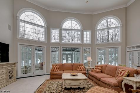 5 Queens Court Mendham NJ 07960