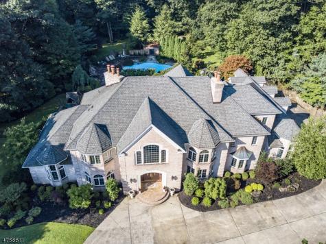 5 Queens Court Mendham NJ 07960