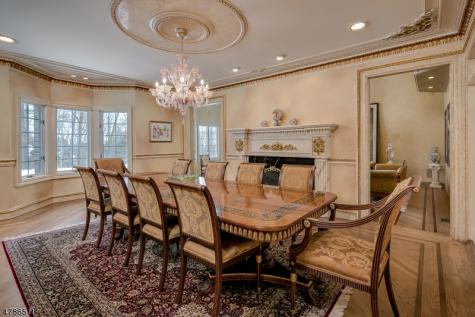 5 Queens Court Mendham NJ 07960