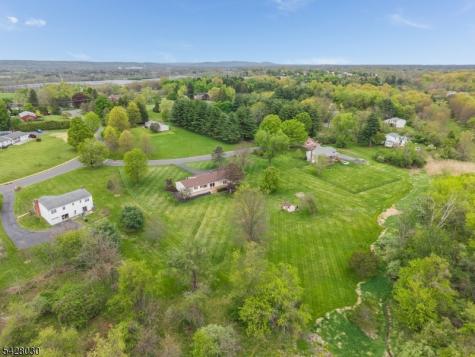 2 Michael Lane East Amwell NJ 08551