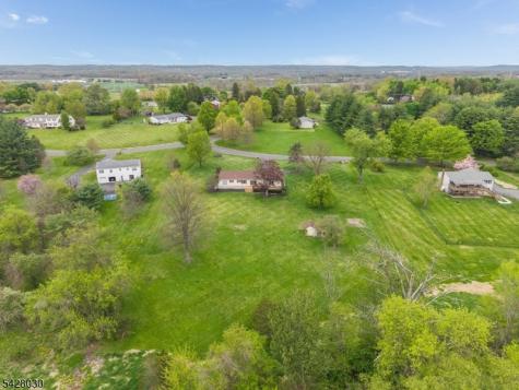 2 Michael Lane East Amwell NJ 08551