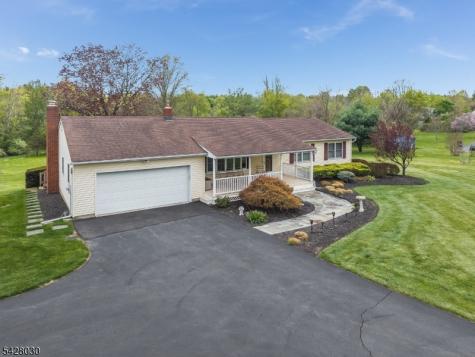 2 Michael Lane East Amwell NJ 08551