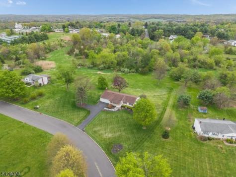 2 Michael Lane East Amwell NJ 08551