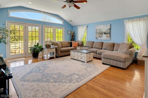 11 Lawrence Road Randolph NJ 07869