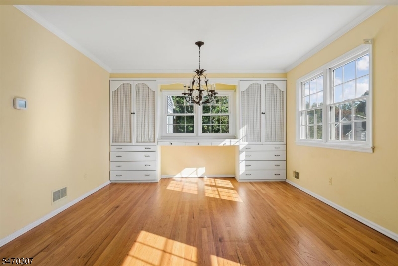 143 Forest Hill Road West Orange NJ 07052