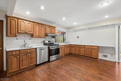 143 Forest Hill Road West Orange NJ 07052