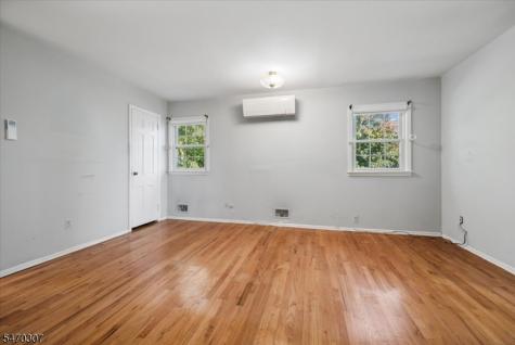 143 Forest Hill Road West Orange NJ 07052