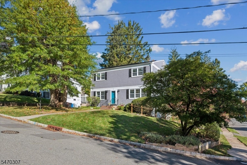 143 Forest Hill Road West Orange NJ 07052