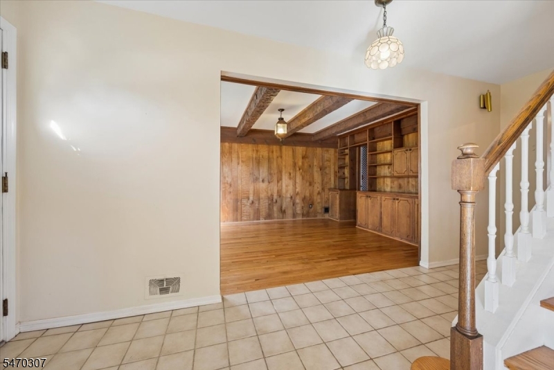 143 Forest Hill Road West Orange NJ 07052
