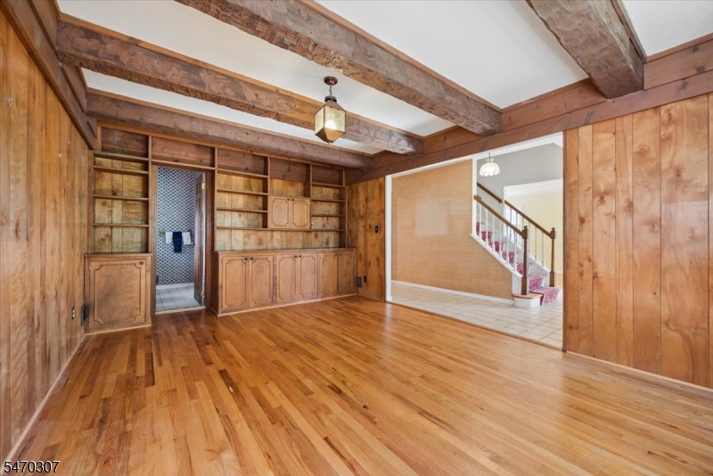 143 Forest Hill Road West Orange NJ 07052