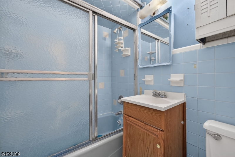 109 Lilac Drive Clinton NJ 08801