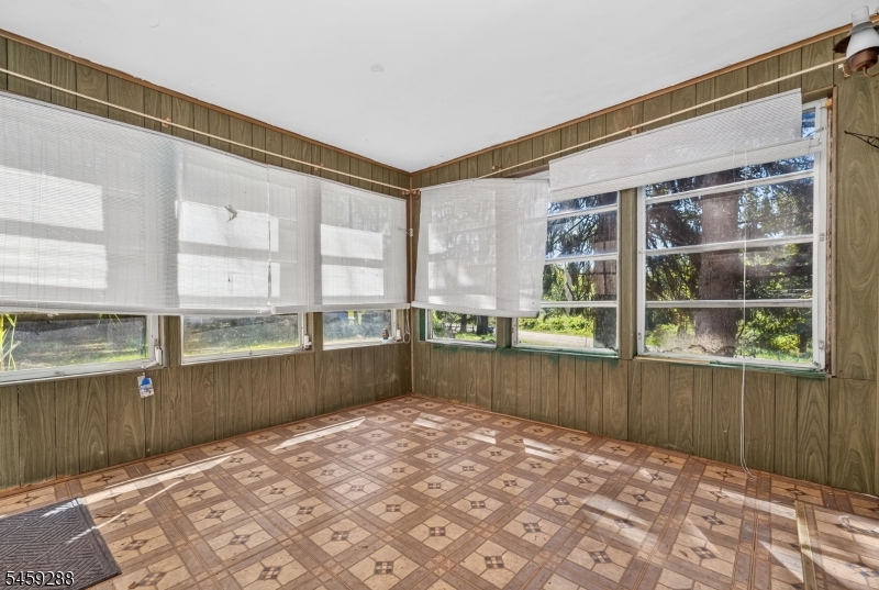 109 Lilac Drive Clinton NJ 08801