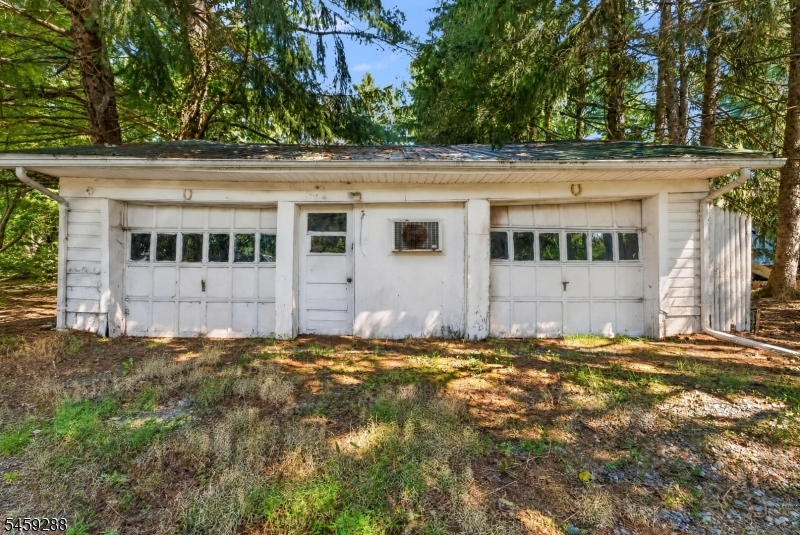 109 Lilac Drive Clinton NJ 08801