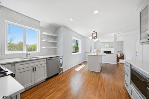 32 Bonnell Lane Randolph NJ 07869