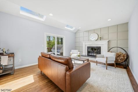 32 Bonnell Lane Randolph NJ 07869
