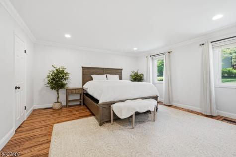 32 Bonnell Lane Randolph NJ 07869