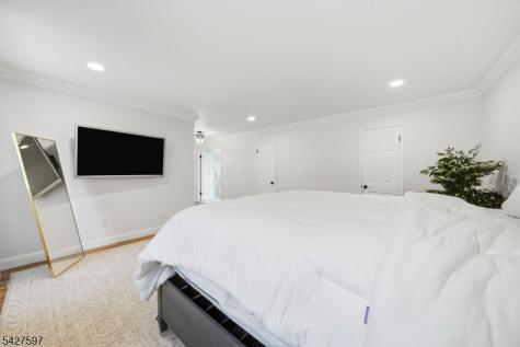 32 Bonnell Lane Randolph NJ 07869