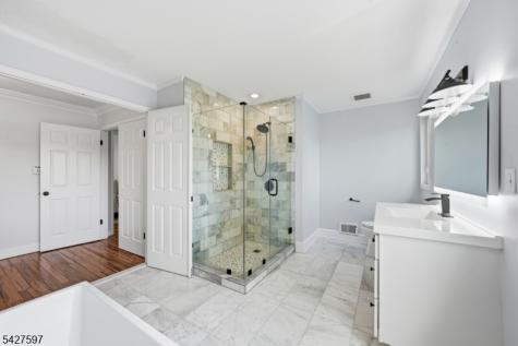 32 Bonnell Lane Randolph NJ 07869