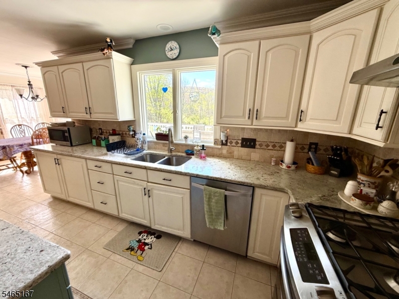 5 Indian Trail Vernon NJ 07462