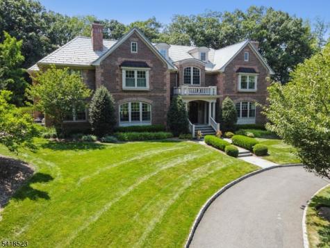 30 Robert Drive Millburn NJ 07078