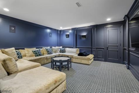 30 Robert Drive Millburn NJ 07078