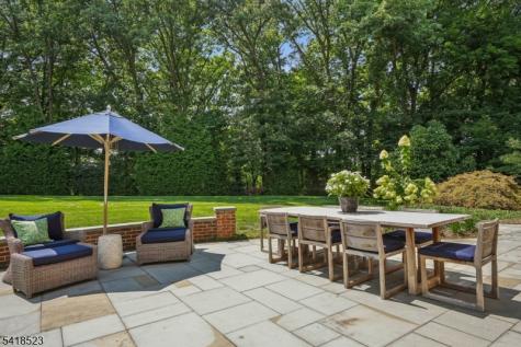 30 Robert Drive Millburn NJ 07078