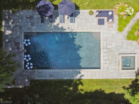 30 Robert Drive Millburn NJ 07078
