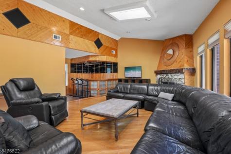 97 Amherst Avenue Woodbridge NJ 07067