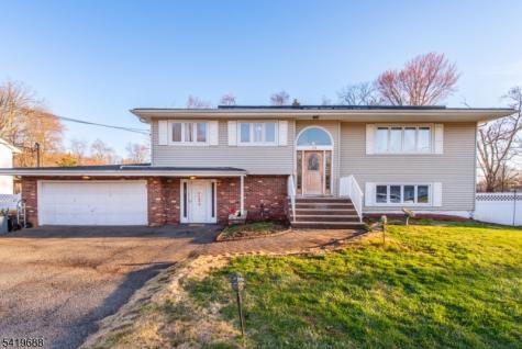 127 Horseneck Road Fairfield NJ 07004