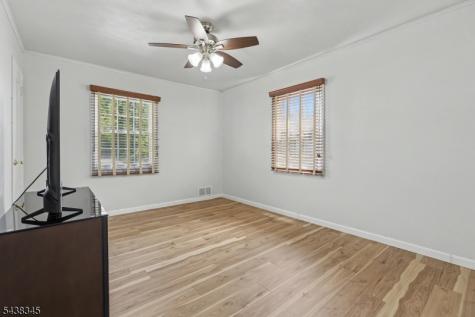 37 Glen Court North Plainfield NJ 07063