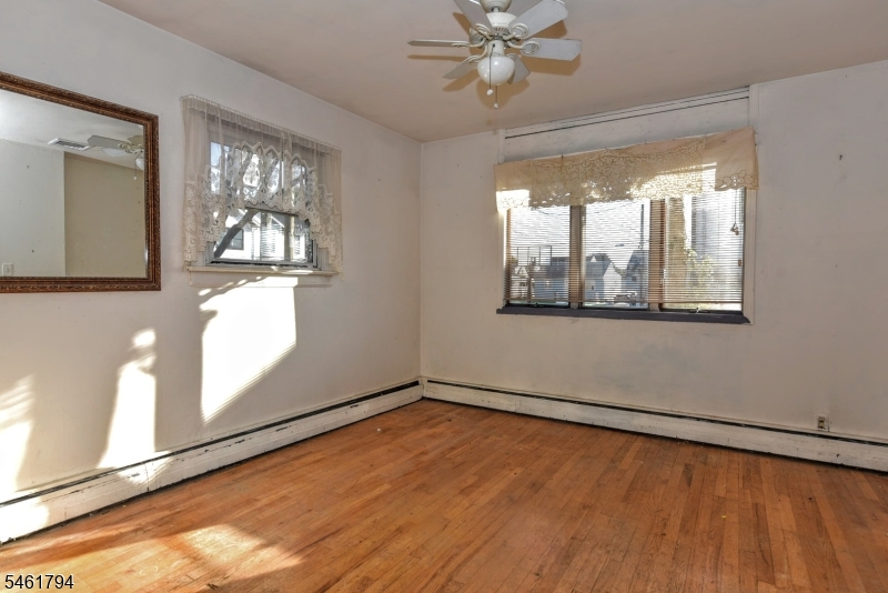 6 Roosevelt Avenue Totowa NJ 07512