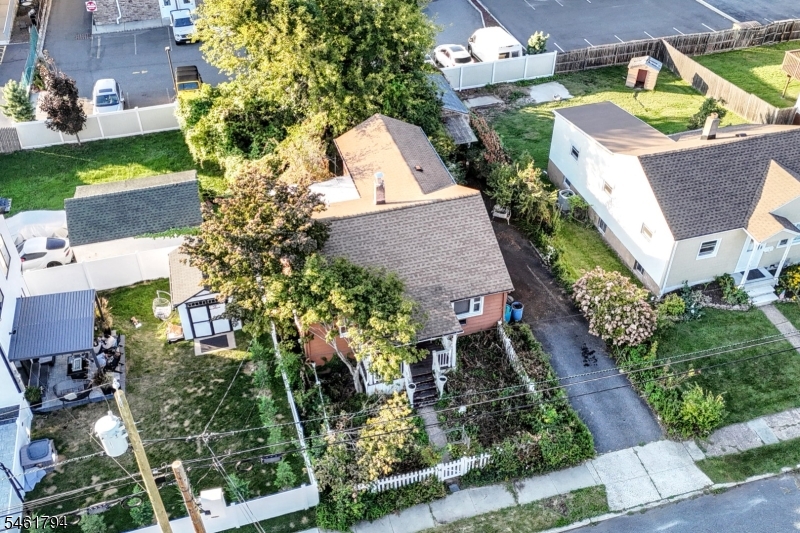 6 Roosevelt Avenue Totowa NJ 07512