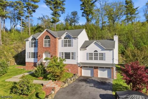107 Continental Road West Milford NJ 07480
