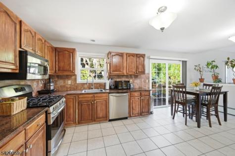 107 Continental Road West Milford NJ 07480