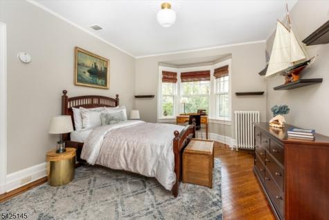 190 Ridgewood Avenue Glen Ridge Boro NJ 07028