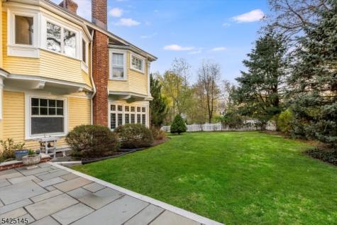 190 Ridgewood Avenue Glen Ridge Boro NJ 07028