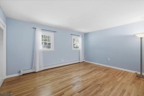 261 Eyland Avenue Roxbury NJ 07876