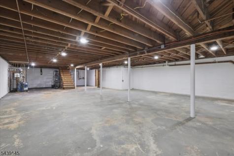 261 Eyland Avenue Roxbury NJ 07876