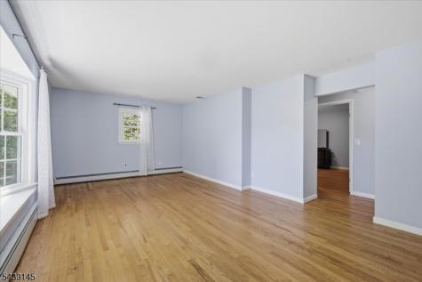 261 Eyland Avenue Roxbury NJ 07876